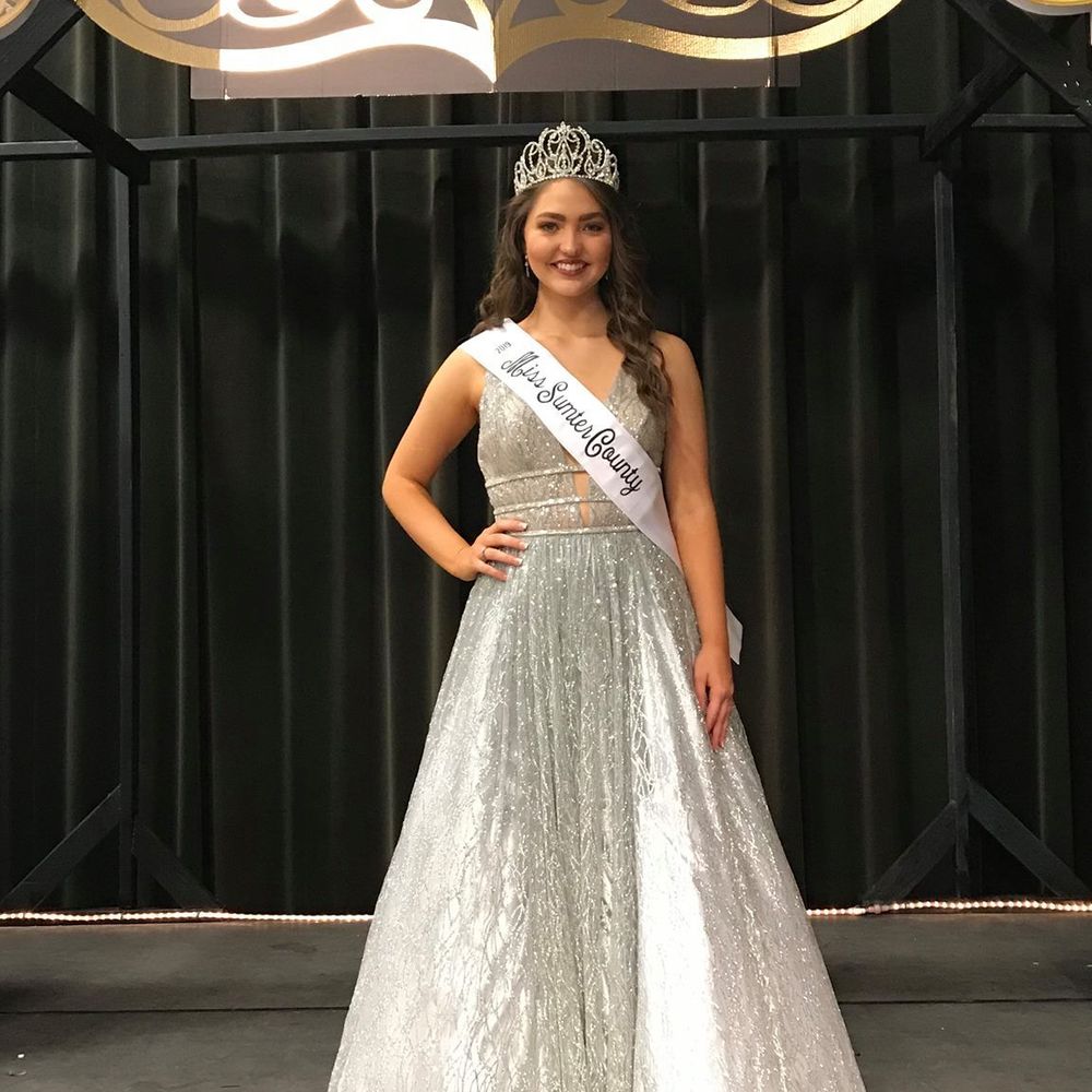 Meet your Posher, Chloe